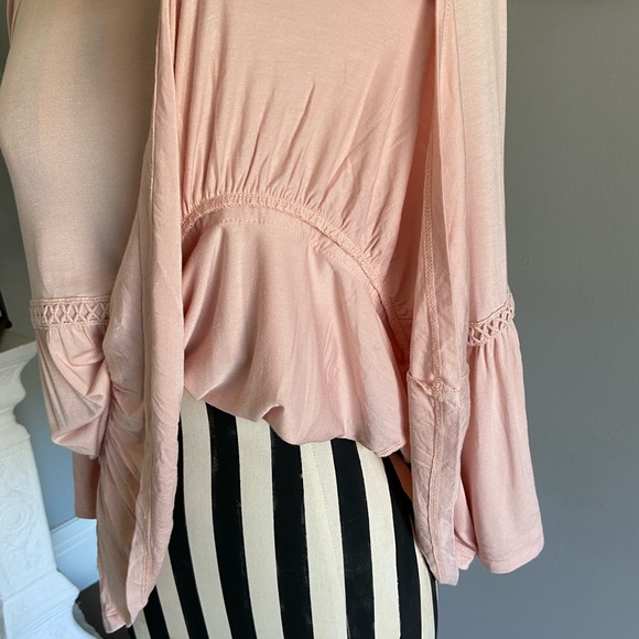Cupio baby pink tiered blouse - Picture 9 of 12